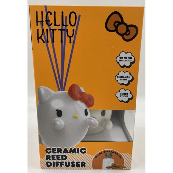 2024 HELLO KITTY Halloween Reed Diffuser Ghost Kitty, Cinnamon Scented NEW O04 - Picture 1 of 10